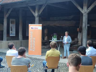 Gesprche vor Ort mit Nicole Razavi, MdL und Andreas Jung, MdB - 