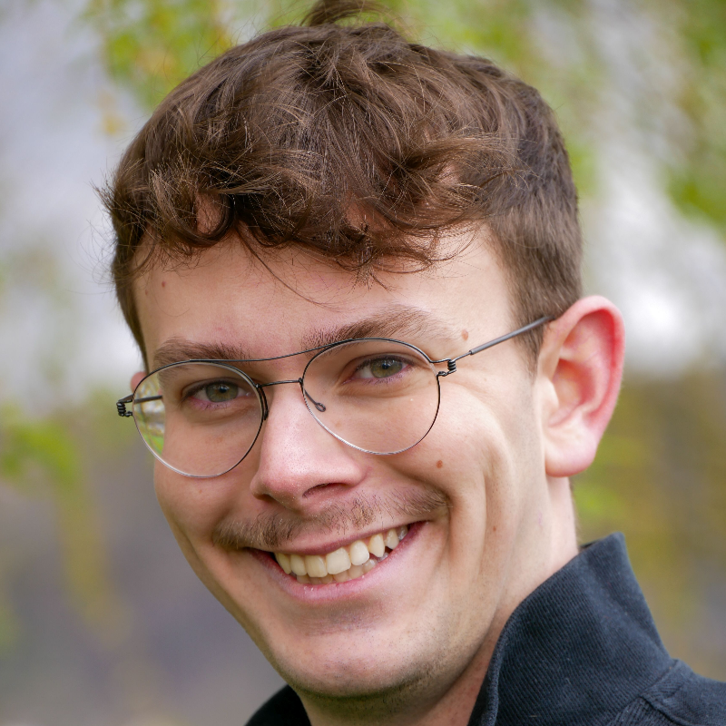  Thomas Racke
